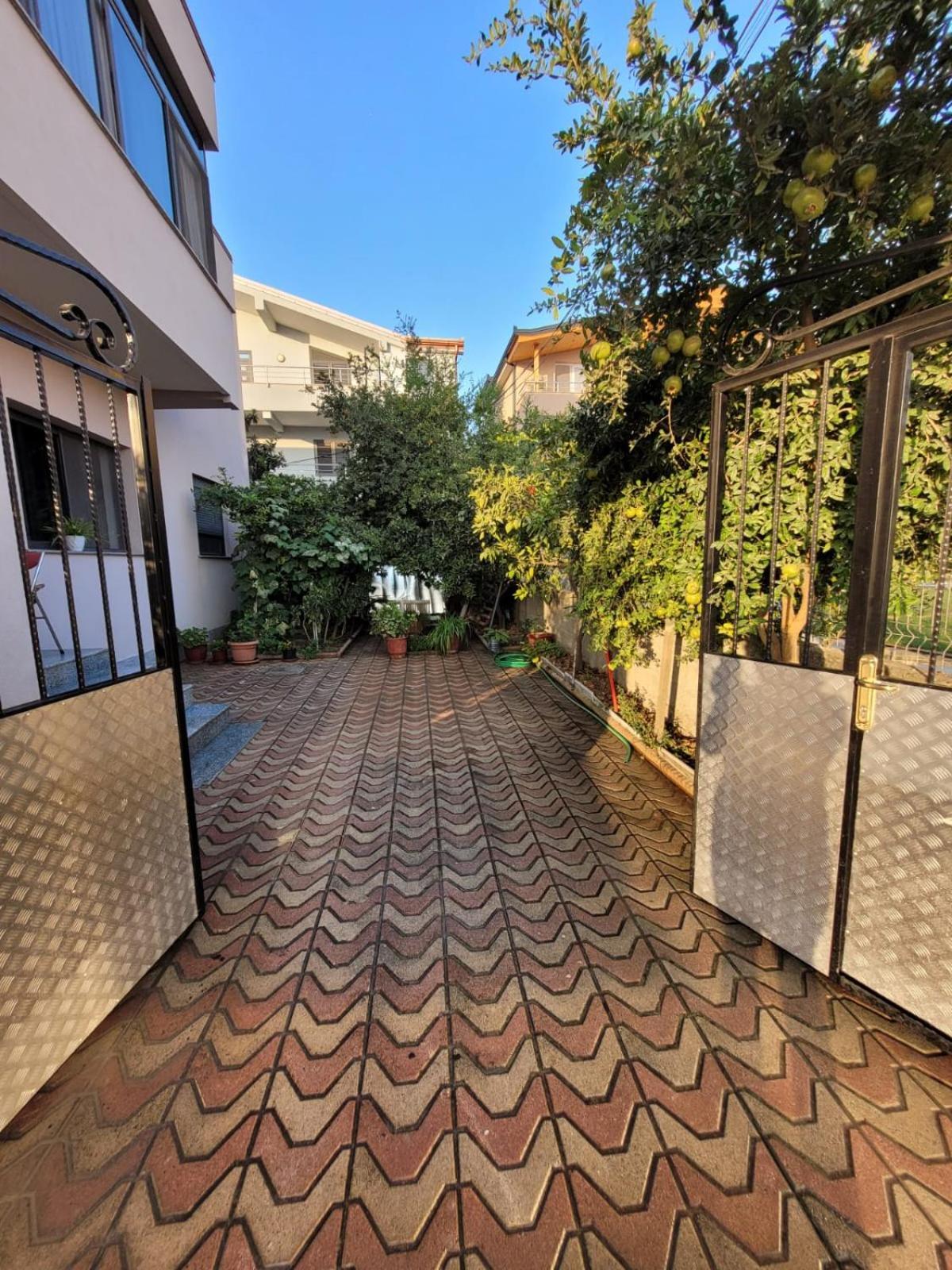 Fani'S Apartment Дуррес Экстерьер фото